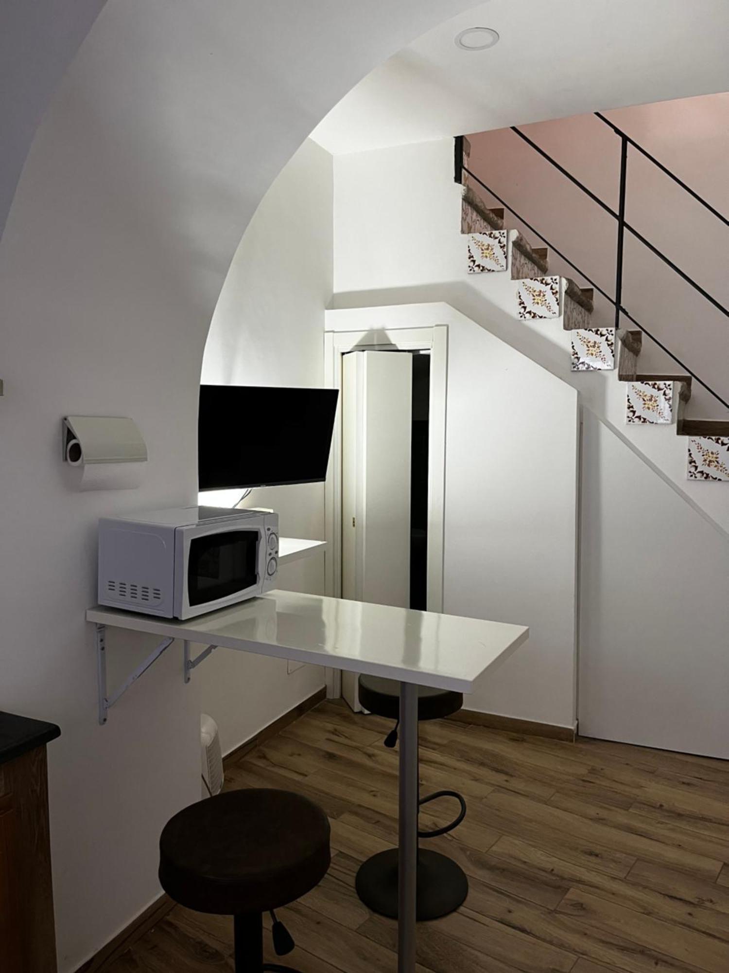 International Garibaldi * Apartment เนเปิลส์ ภายนอก รูปภาพ